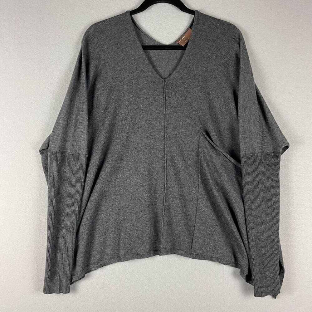 Kerisma Oversized Sweater Womens Small Medium Gray V-Neck Lagenlook Relaxed Boho